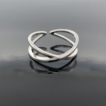 Load image into Gallery viewer, X Crisscross Sterling Silver Toe Ring - Tribal Waves Silver